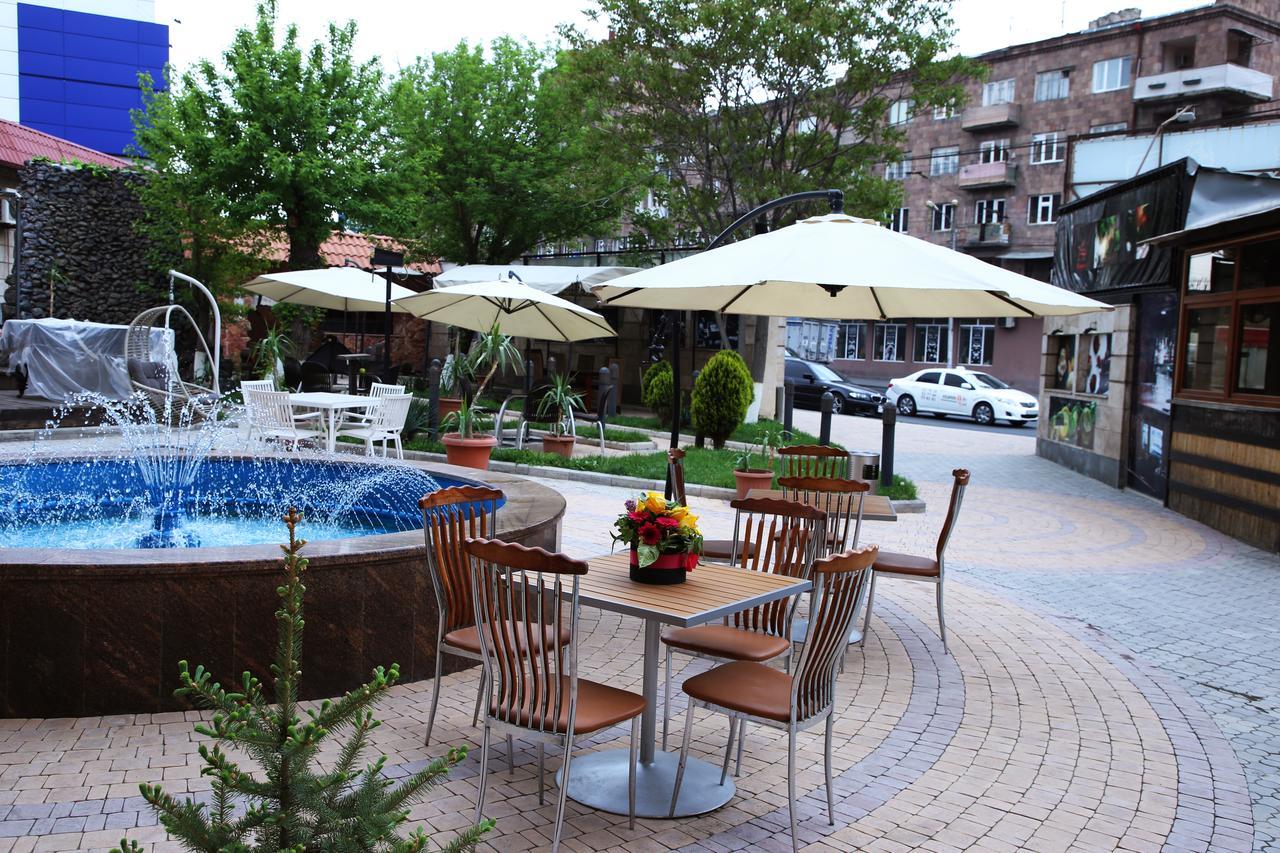 Aratta Hotel Argavand Esterno foto